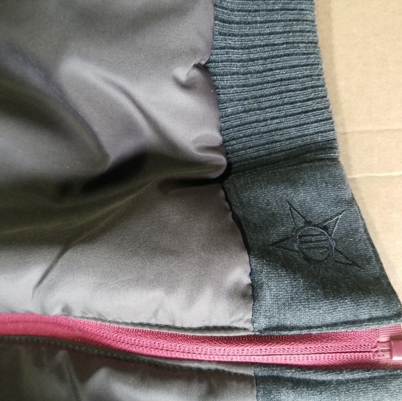 NBA  Cavaliers  JH Design Reversible Fleece Hooded Jacket Charcoal 2XL NWOT - Picture 7 of 13